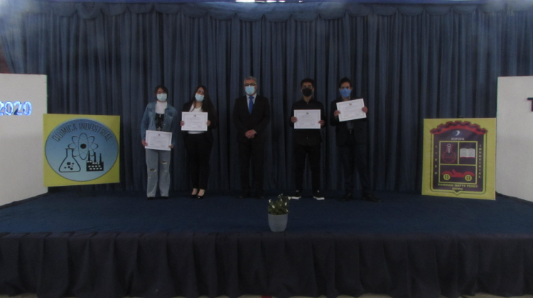 Liceo Industrial Domingo Matte Pérez realiza Licenciatura para la generación de egresados en 2021