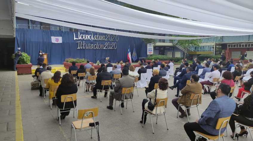 Liceo Bicentenario Industrial de Electrotecnia Ramón Barros Luco realiza ceremonia de titulación para estudiantes egresados en 2019 y 2020
