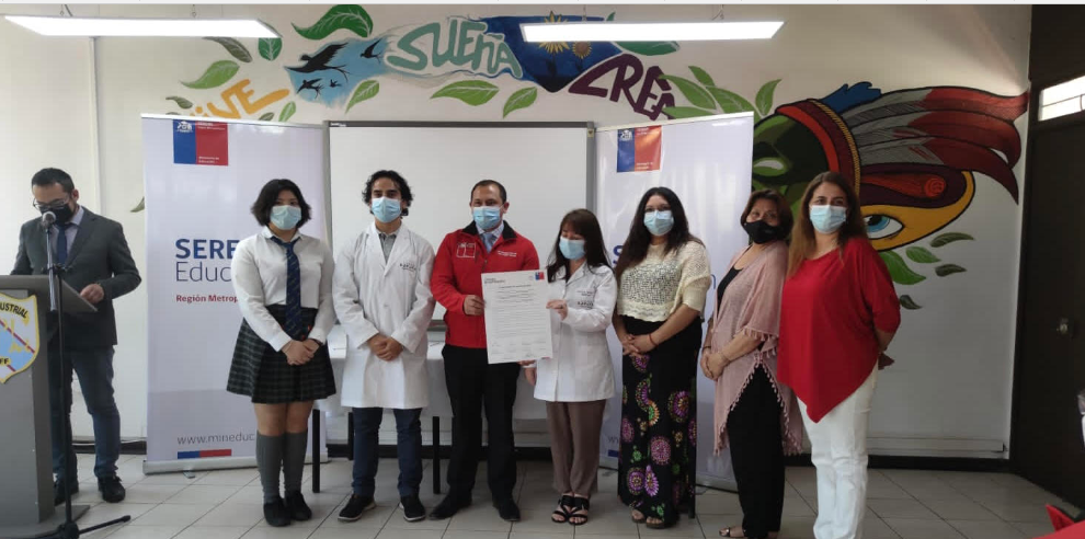 Liceo Industrial Bicentenario Benjamín Dávila Larraín realizó Ceremonia de nombramiento como Liceo Bicentenario